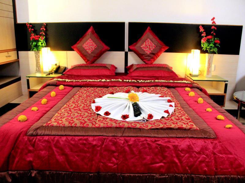 Hotel Sun Park Puduccseri Kültér fotó