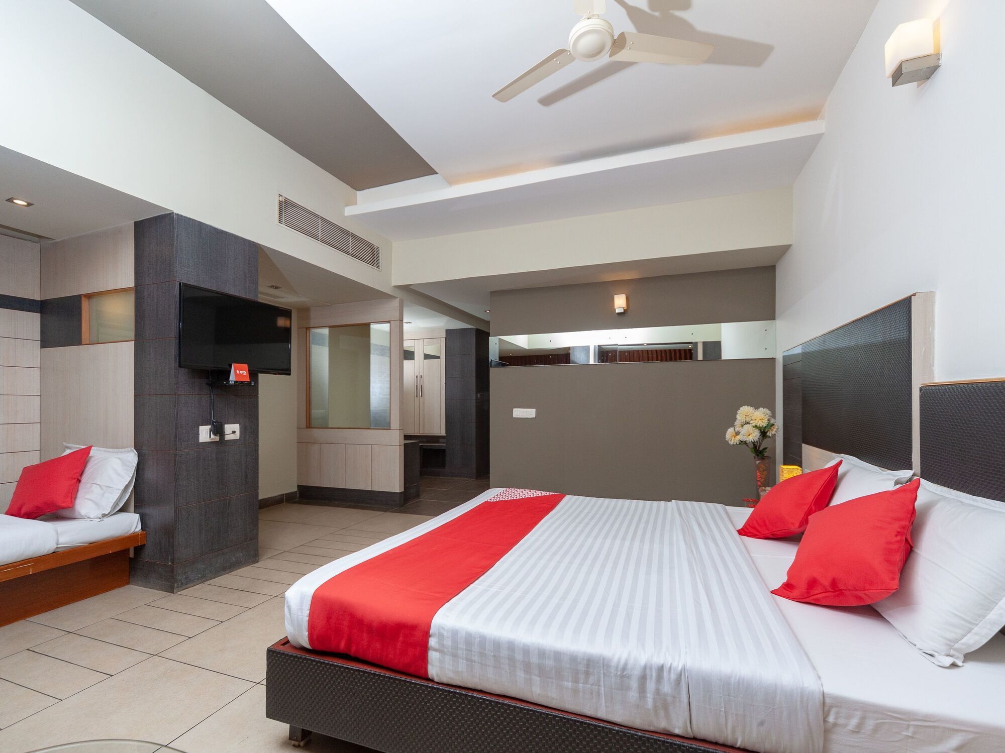 Hotel Sun Park Puduccseri Kültér fotó