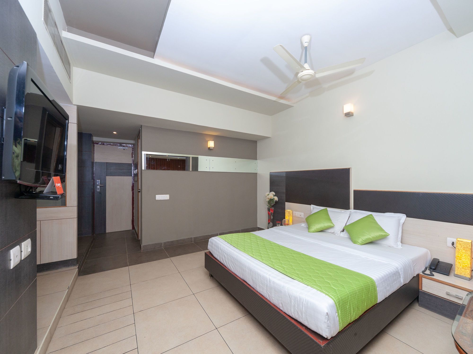 Hotel Sun Park Puduccseri Kültér fotó