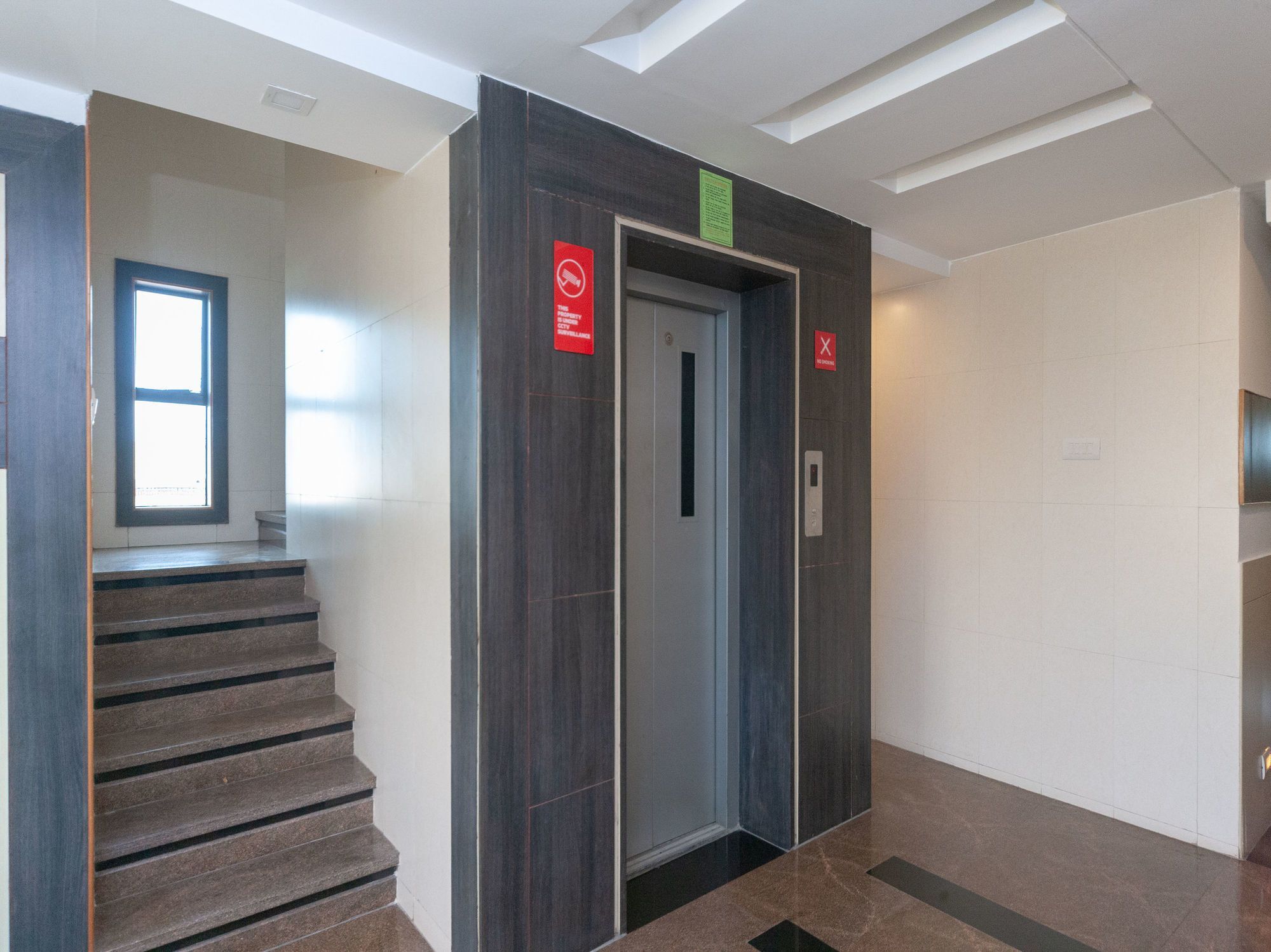 Hotel Sun Park Puduccseri Kültér fotó