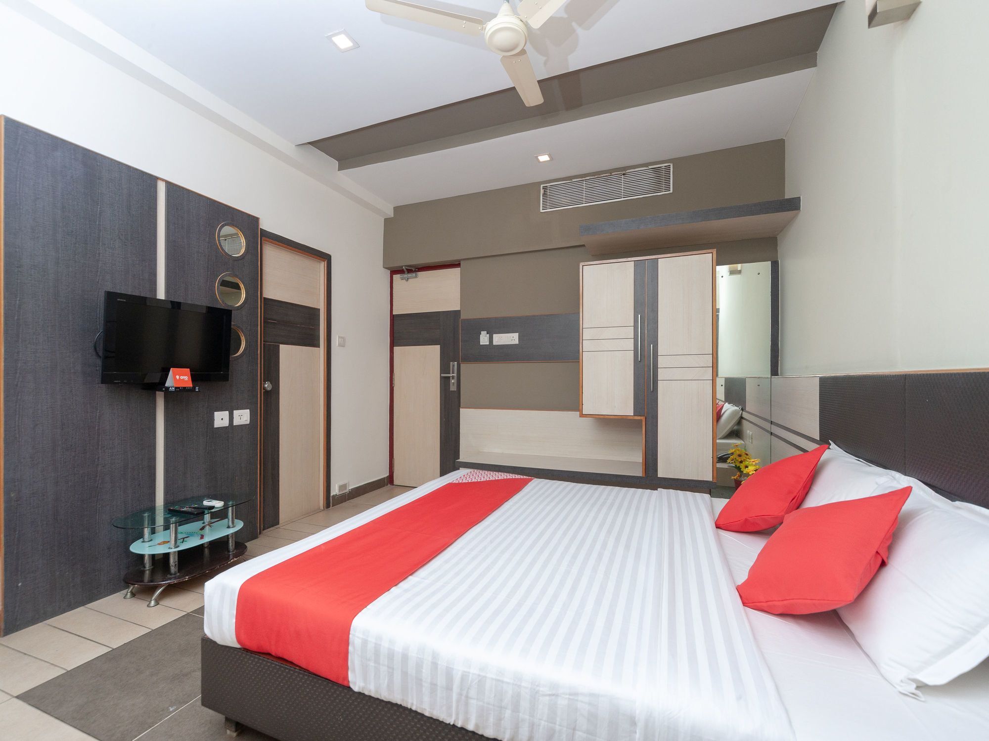 Hotel Sun Park Puduccseri Kültér fotó