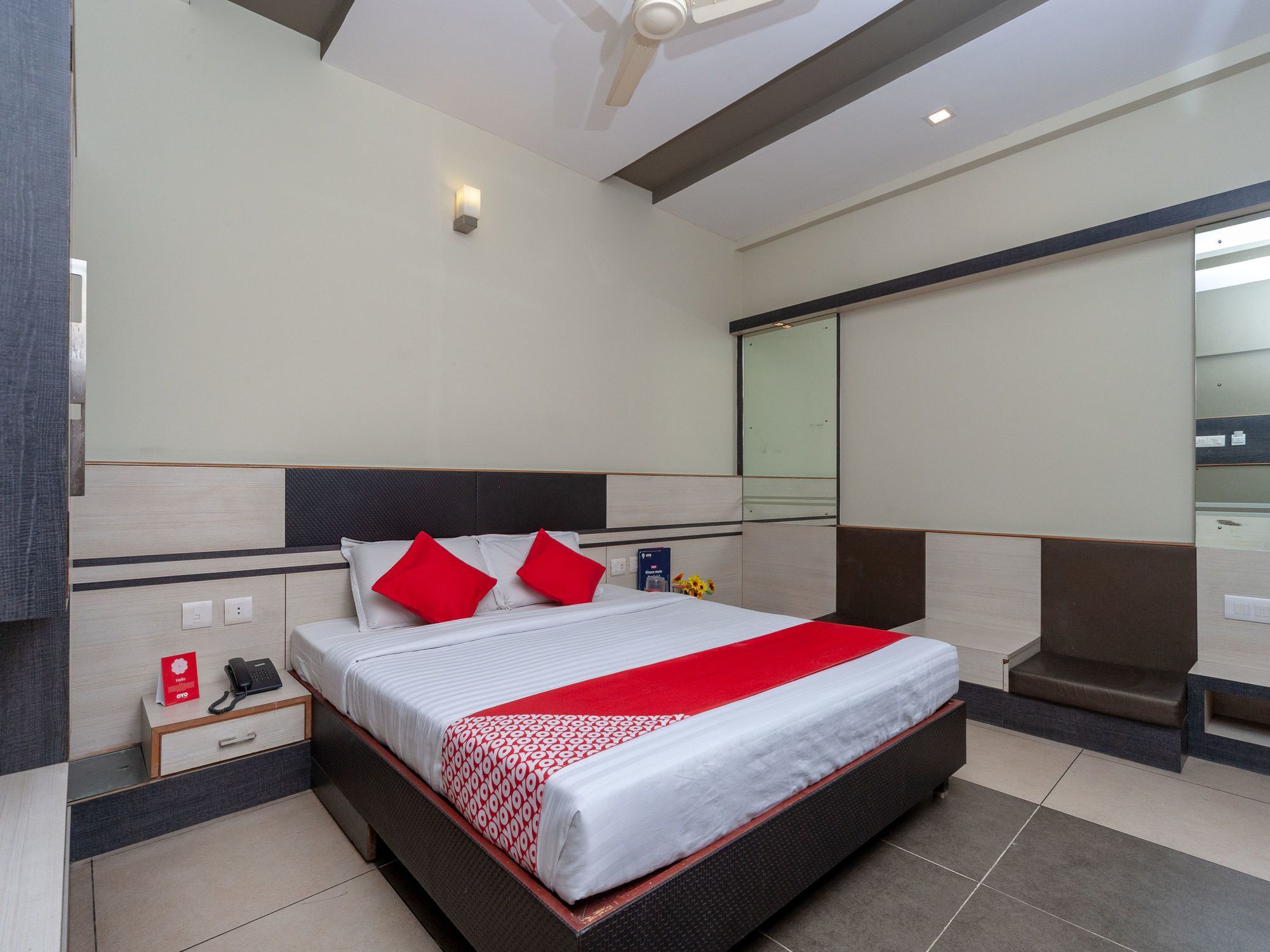 Hotel Sun Park Puduccseri Kültér fotó